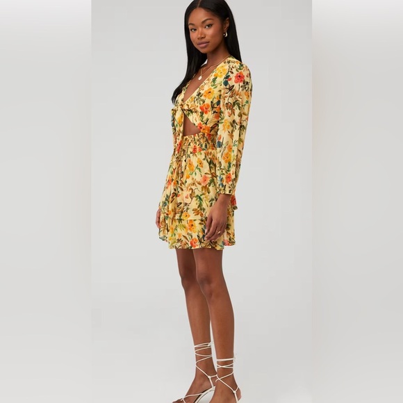 Rays for Days Laurel Dress with Creamy Yellow Floral and Cutout, size womens XS - Picture 1 of 6
